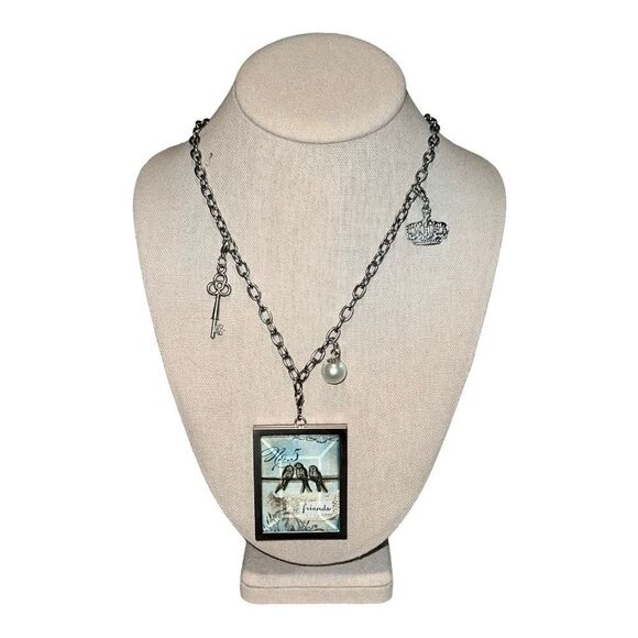 Simply Charming Stampin' Up! Charm Locket Necklace Adorned Silver New - Picture 1 of 4